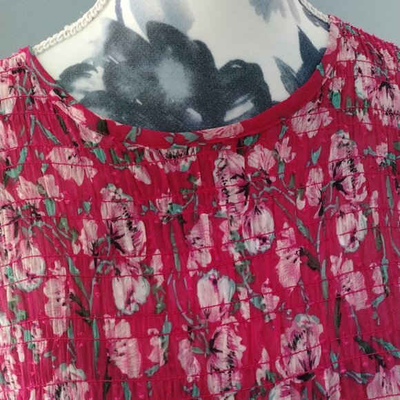 Pinkish Red Floral Smocked Dress - Picture 3 of 11